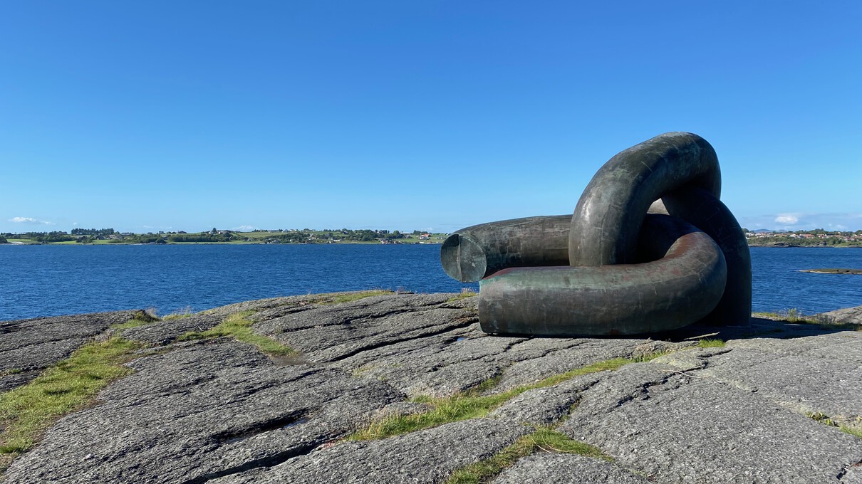 Stavanger, Broken chain